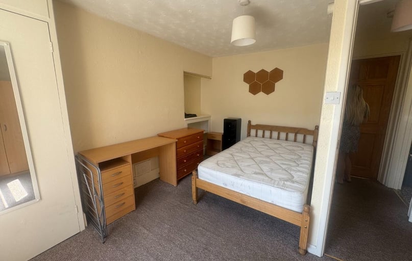 Waterloo Street, TF, North Hill, Plymouth - Image 1